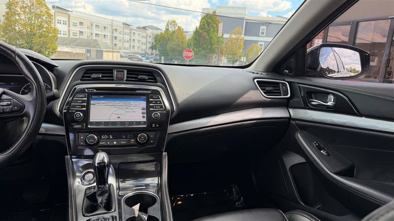 Used 2018 Nissan Maxima 3.5 SL FWD image 25