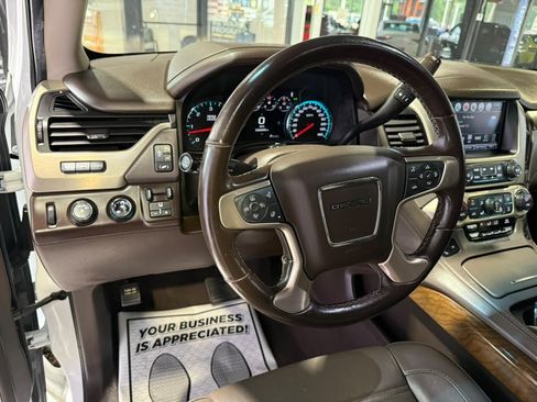 Used 2019 GMC Yukon Denali w/ Open Road Package AWD/4WD image 31