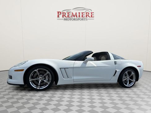Used 2012 Chevrolet Corvette Grand Sport w/ 3LT Preferred Equipment Group RWD image 2