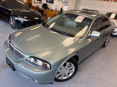 Used 2004 Lincoln LS RWD image 6