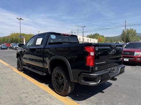 Used 2026 Chevrolet Silverado 1500 ZR2 AWD/4WD image 7