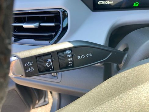 New 2027 Chevrolet Bolt LT w/ Comfort Package FWD image 16