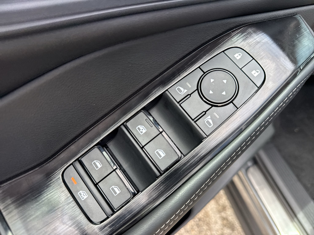 New 2026 Nissan Rogue Dark Armor AWD/4WD image 12
