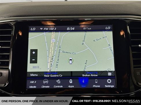 Used 2022 Jeep Grand Cherokee Laredo X image 13