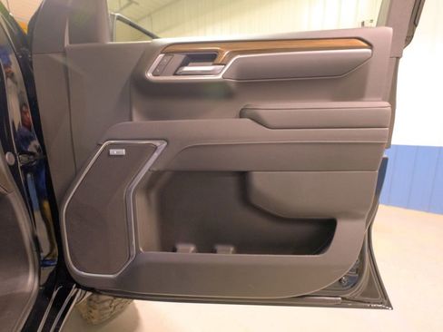 Used 2025 Chevrolet Silverado 1500 RST w/ Convenience Package II image 16