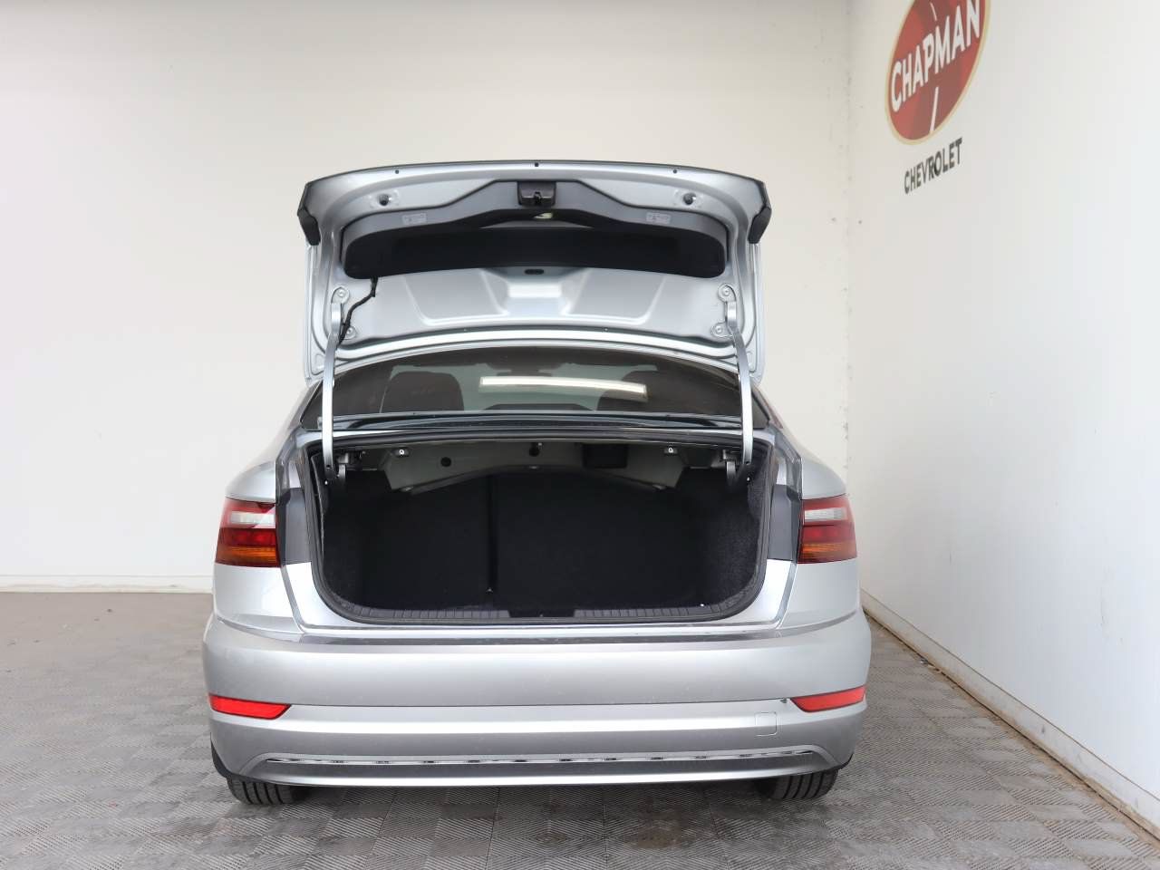 Used 2019 Volkswagen Jetta SEL FWD image 5