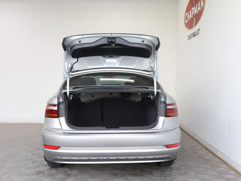 Used 2019 Volkswagen Jetta SEL FWD image 5