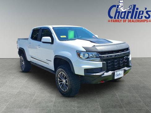 Used 2022 Chevrolet Colorado ZR2 AWD/4WD image 3