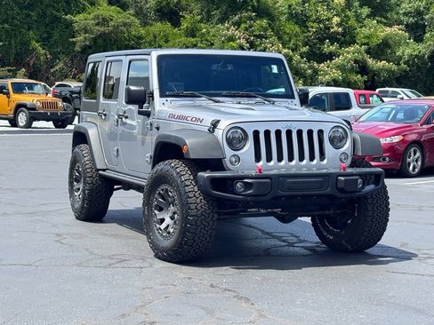 Used 2016 Jeep Wrangler Unlimited Rubicon AWD/4WD image 1