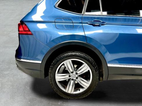 Used 2018 Volkswagen Tiguan SEL Premium image 10