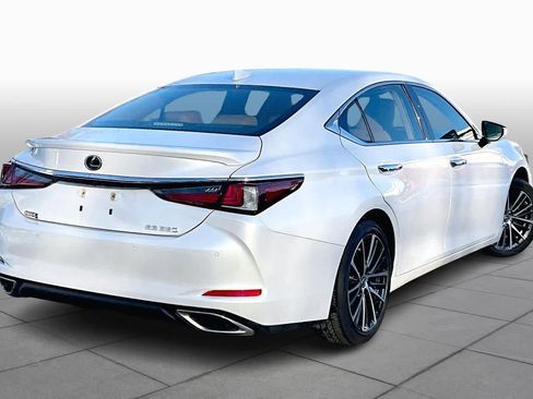 Used 2022 Lexus ES 350 w/ Premium Package image 13