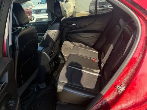 Used 2019 Chevrolet Equinox Premier AWD/4WD image 16