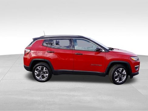 Certified 2019 Jeep Compass Limited image 3