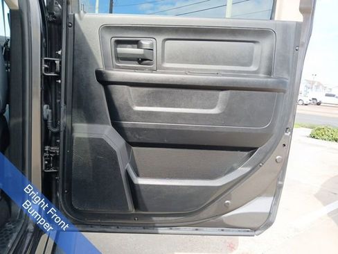 Used 2018 RAM 2500 Tradesman w/ Chrome Appearance Group image 9