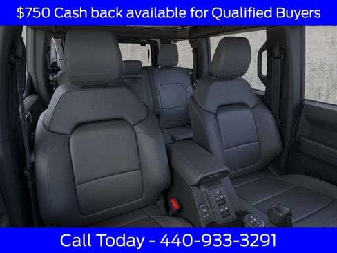 New 2026 Ford Bronco Badlands image 12