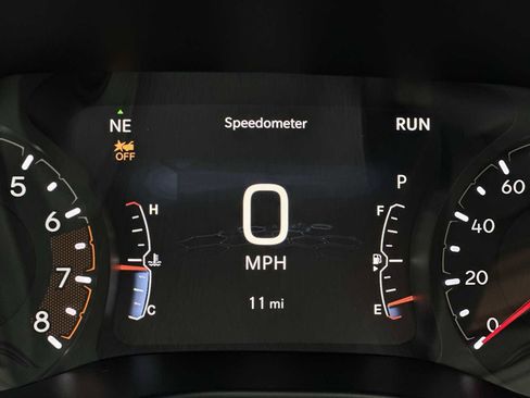 New 2026 Jeep Compass Latitude image 10