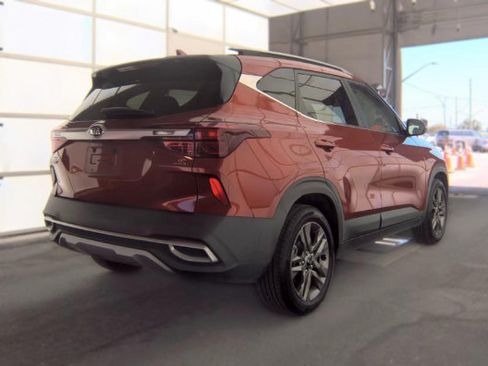 Used 2021 Kia Seltos S FWD image 3