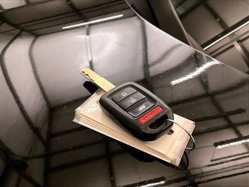 Used 2019 Honda CR-V LX image 10