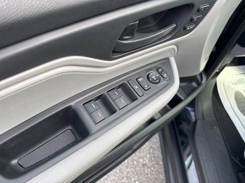 Used 2018 Honda Odyssey EX-L image 6