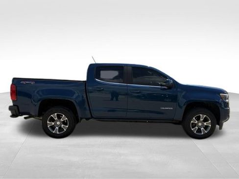 Used 2019 Chevrolet Colorado LT AWD/4WD image 9