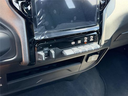 Used 2025 RAM 2500 Tradesman AWD/4WD image 23