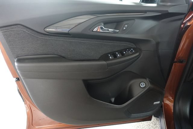 Used 2021 Chevrolet TrailBlazer ACTIV w/ Sun and Liftgate Package AWD/4WD image 9
