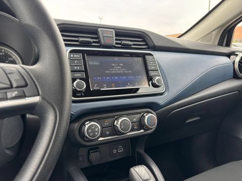 Used 2025 Nissan Versa SV FWD image 16