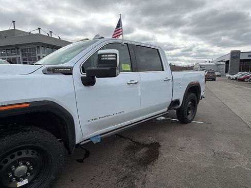 New 2026 GMC Sierra 2500 Denali Ultimate w/ Snow Plow Prep/Camper Package image 11