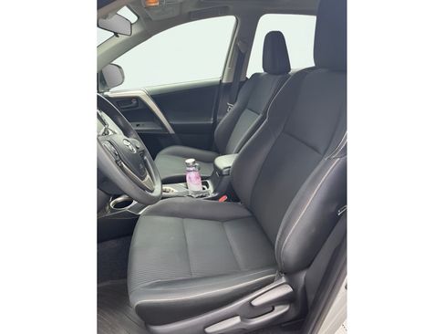 Used 2013 Toyota RAV4 XLE AWD/4WD image 10