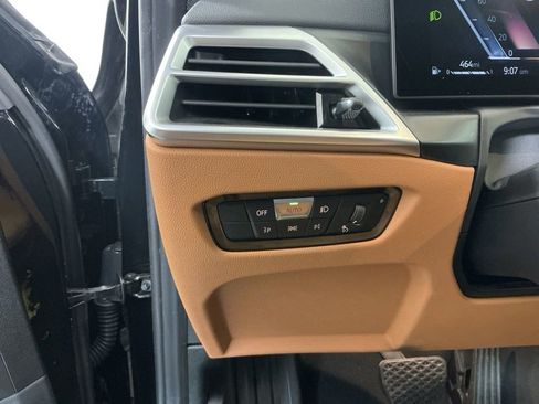 Certified 2025 BMW 330i xDrive 330i xDrive w/ Convenience Package image 17