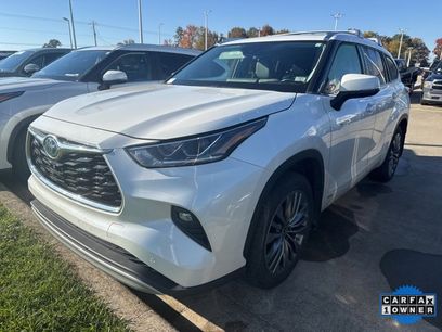 Used 2021 Toyota Highlander Platinum