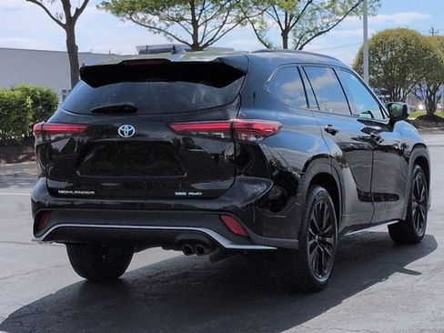 Used 2023 Toyota Highlander XSE AWD/4WD image 6
