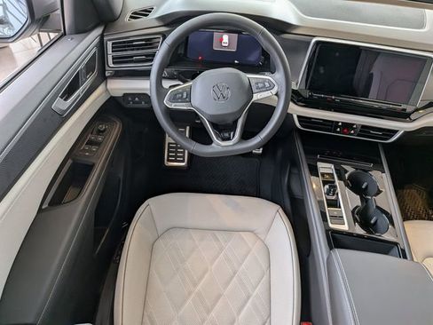 New 2026 Volkswagen Atlas Cross Sport SEL Premium R-Line image 17