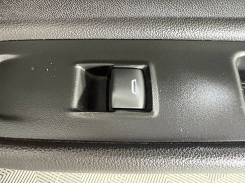Used 2018 GMC Terrain Denali w/ Advanced Safety Package FWD image 42