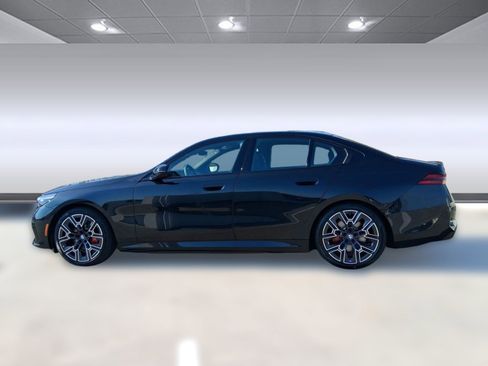 New 2026 BMW i5 eDrive40 w/ M Sport Package image 2