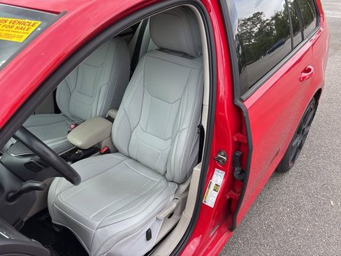 Used 2017 Volkswagen Golf S AWD/4WD image 3