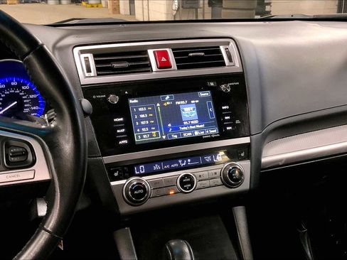 Used 2015 Subaru Outback 2.5i Premium image 6