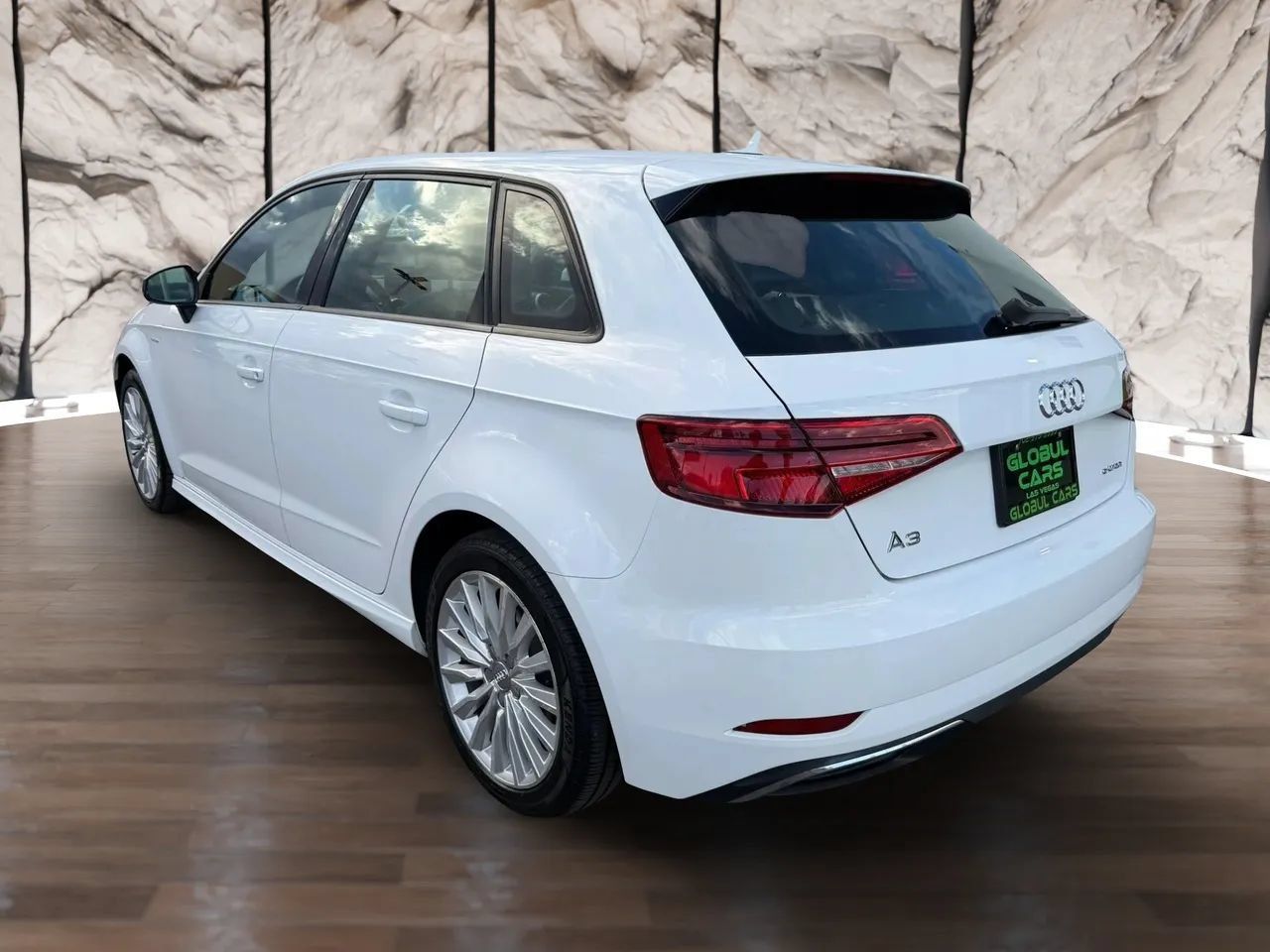 Used 2017 Audi A3 e-tron Premium FWD image 7