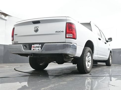 Used 2022 RAM 1500 Classic SLT w/ Protection Group AWD/4WD image 21