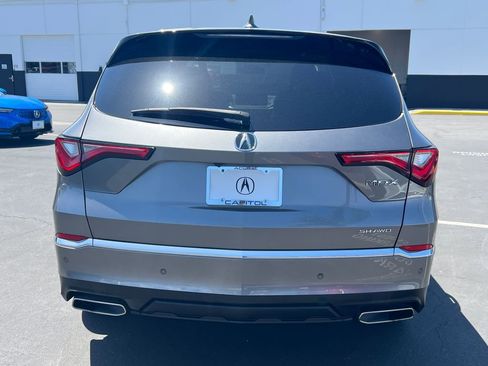 Certified 2023 Acura MDX SH-AWD w/ Technology Package image 10