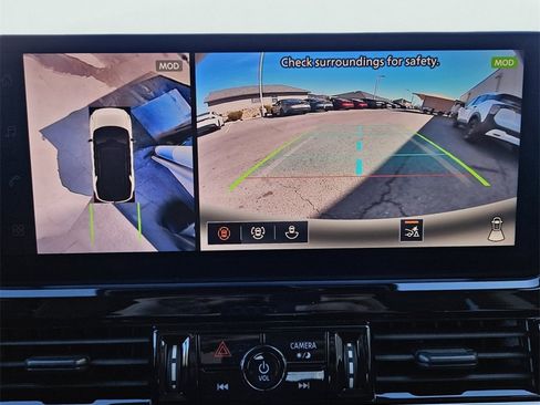 New 2026 Nissan Pathfinder SL w/ SL Premium Package image 14