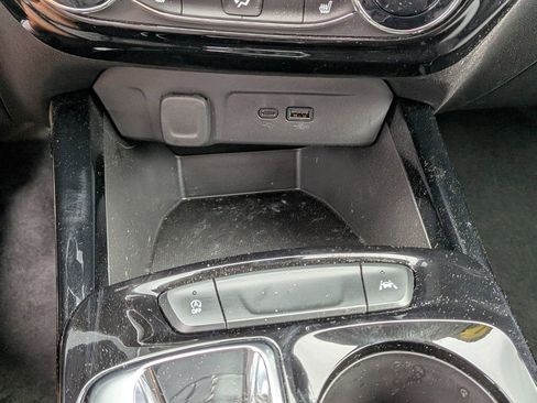 Used 2026 Chevrolet Trax LT w/ Driver Confidence Package FWD image 32