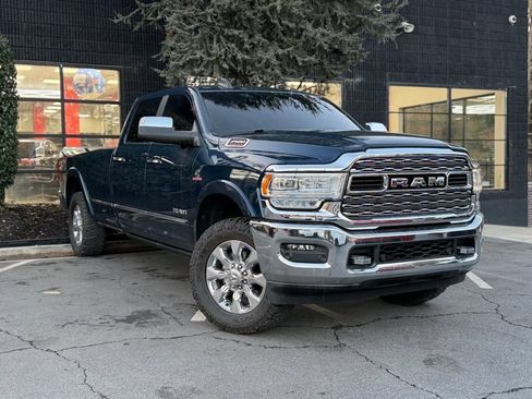 Used 2022 RAM 2500 Limited AWD/4WD image 6