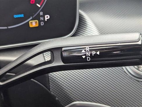 Certified 2025 Mercedes-Benz C 300 Sedan image 12