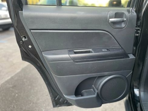 Used 2013 Jeep Patriot Latitude w/ Sun/Sound Group image 35