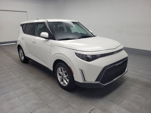 Used 2023 Kia Soul LX w/ Option Group 015 image 13