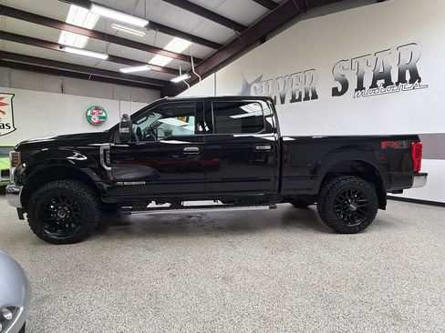 Used 2019 Ford F250 Lariat w/ Lariat Ultimate Package AWD/4WD image 5
