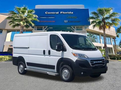 Used 2025 RAM ProMaster 2500 w/ U-Haul Equipment Group FWD image 2