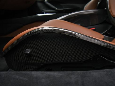 Used 2022 Ferrari 296 GTB RWD image 47