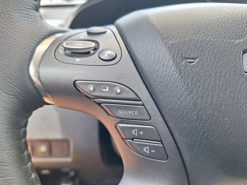 Used 2024 Nissan Murano SL FWD image 13